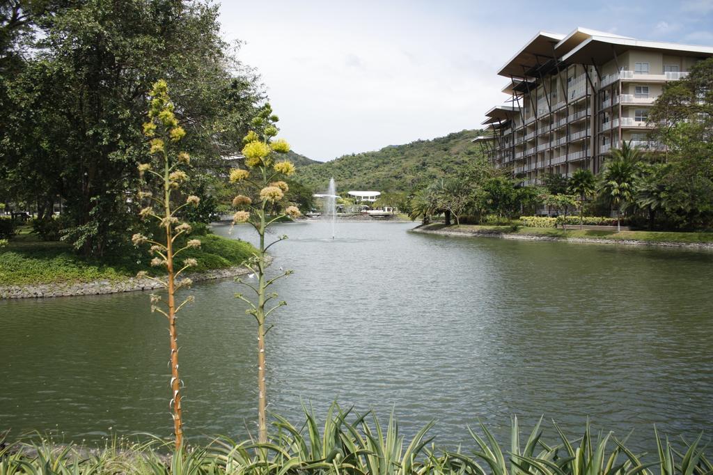 Ferienwohnung Unit 507 Pico De Loro Nasugbu Exterior foto