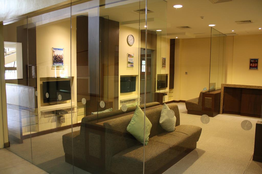 Ferienwohnung Unit 507 Pico De Loro Nasugbu Exterior foto